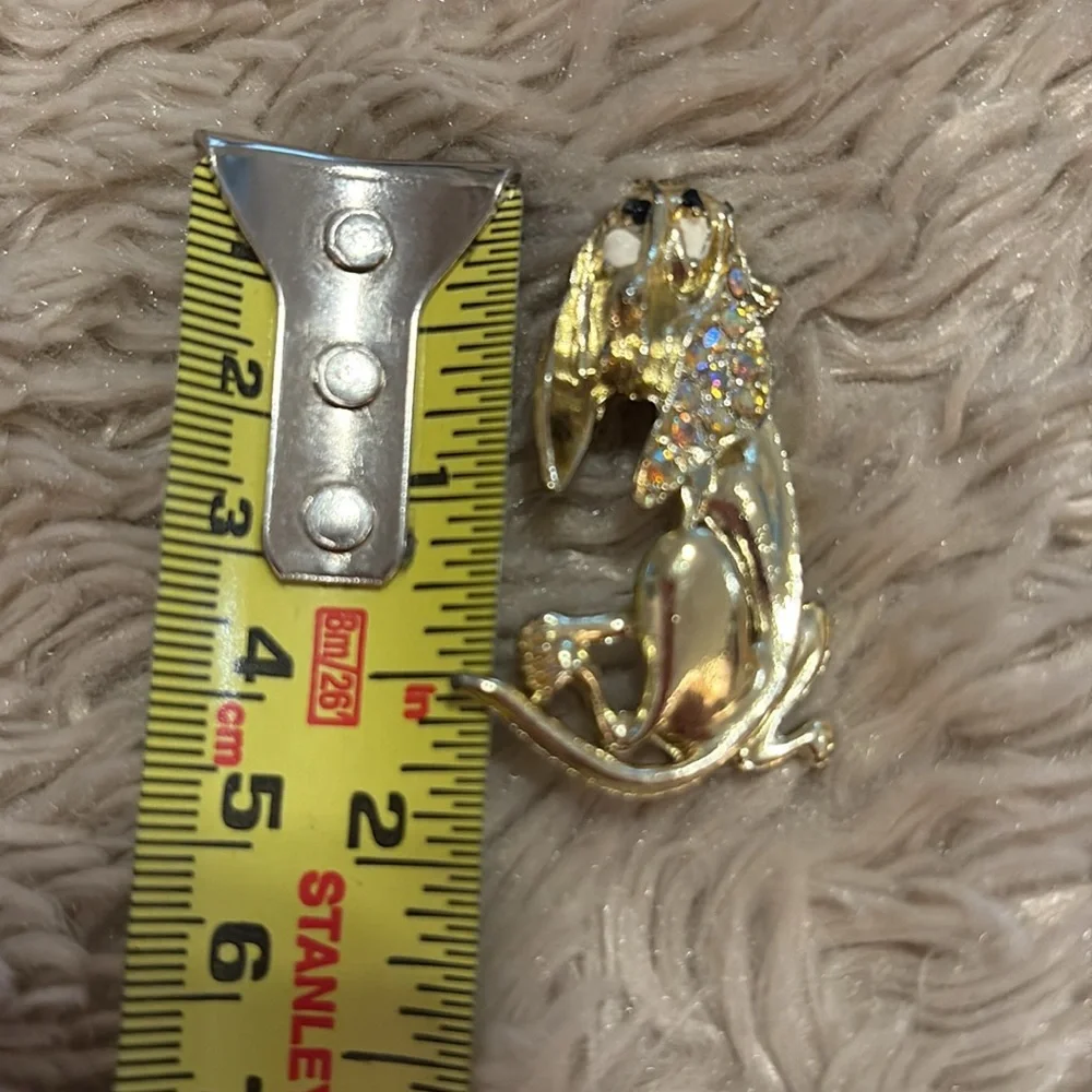 Vintage Hound Dog Enamel Sad Eyes Aurora Rhinestones Gold Tone Brooch Pin